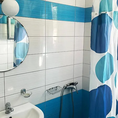 בית הארחה Sunflower הימארה