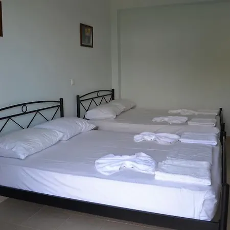 Sunflower 3* Himare