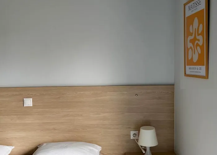 בית הארחה Sunflower 3*