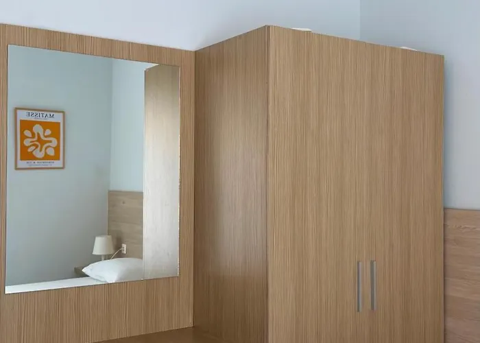 בית הארחה Sunflower הימארה