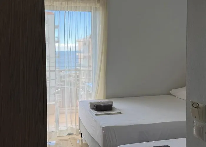 בית הארחה Sunflower הימארה